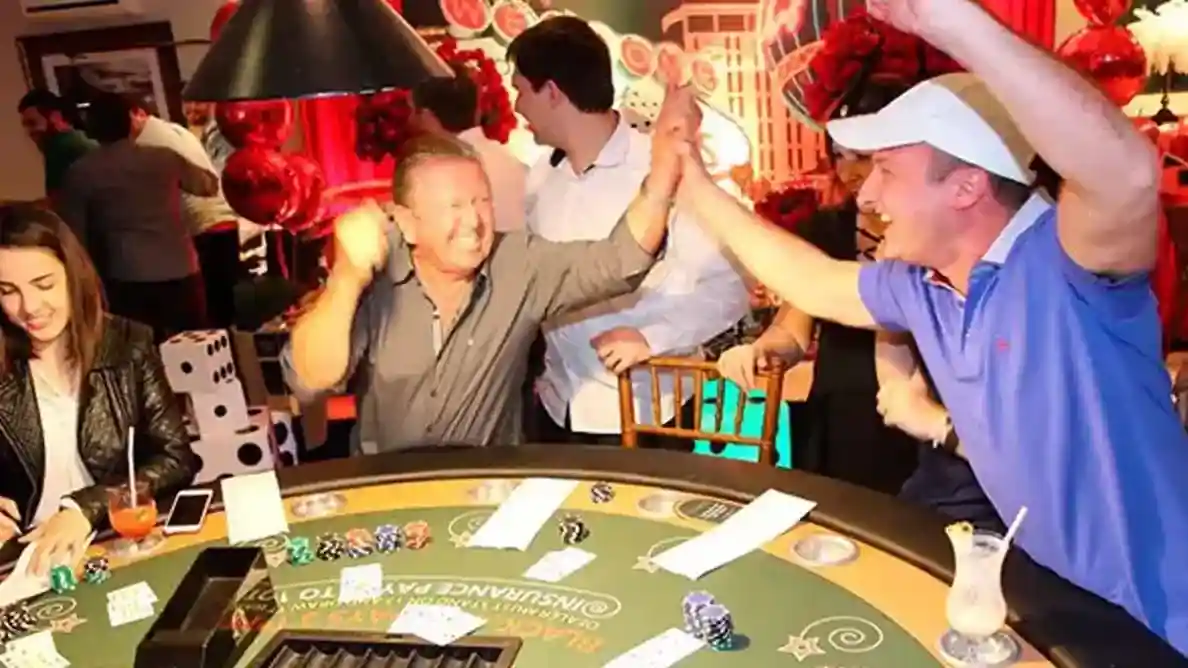 UUJL: Poker vs Blackjack: Aling Laro ang Dapat Mong Subukan?